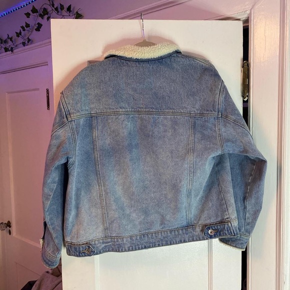 Light wash fleece denim cropped jacket - Picture 2 of 2